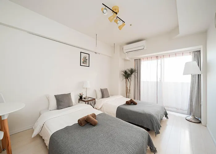Shinjuku High-Rise Great For Couples & Groups