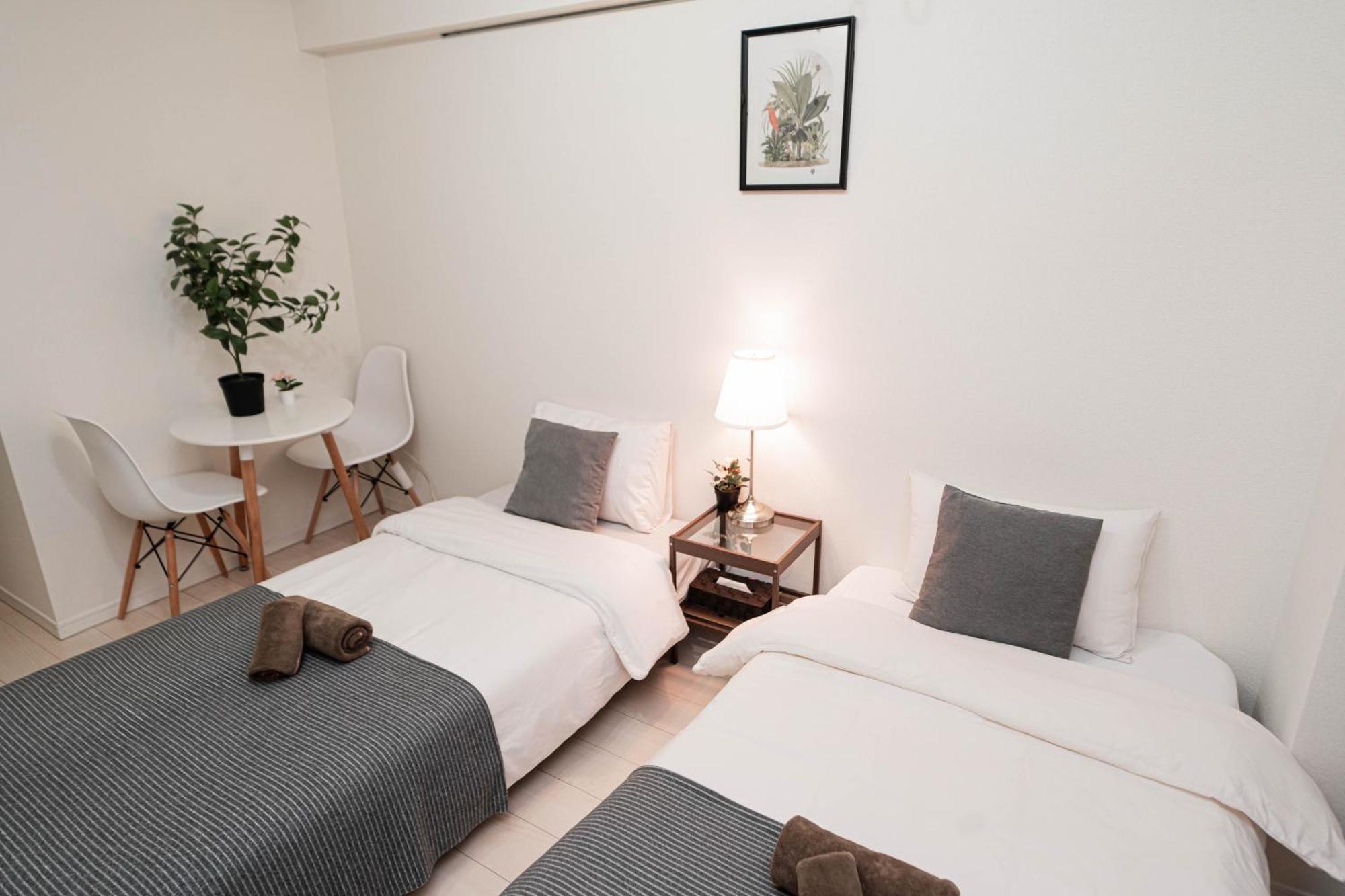 Shinjuku High-rise Great For Couples & Groups Apartment